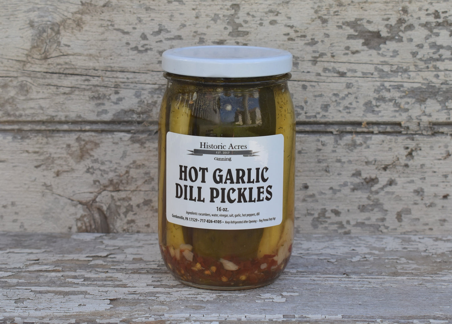 Hot Garlic Dill Pickles, 16 oz